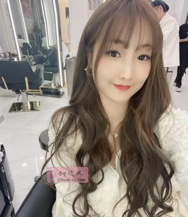 173cm巨乳白兔 - 广东-深圳 楼凤实拍第3张