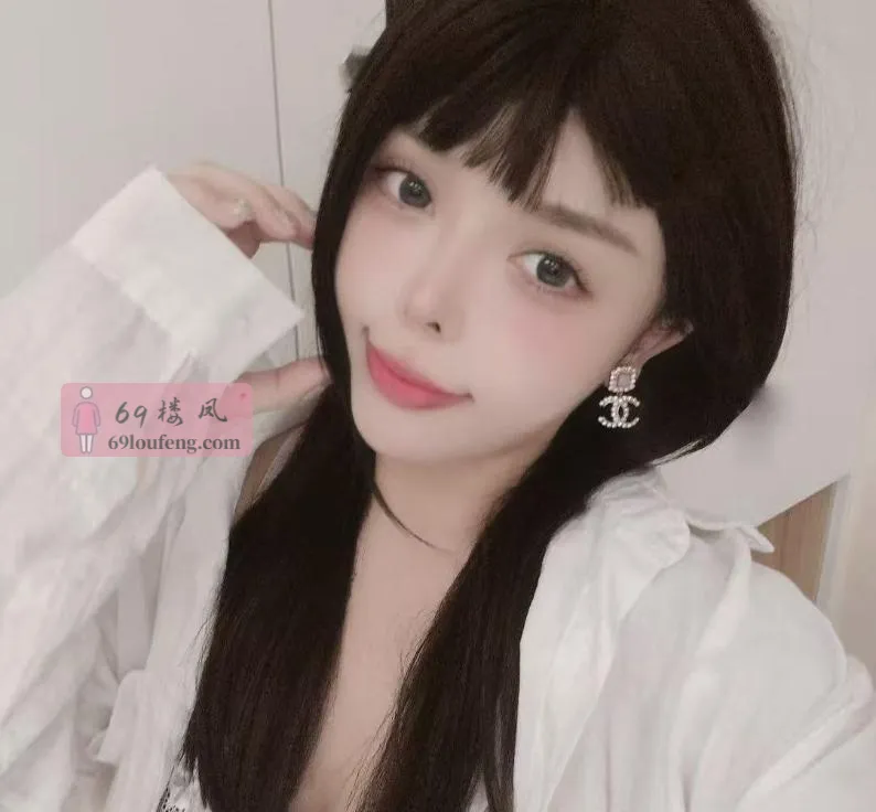 纯欲性感大胸美女 - 湖南-长沙 楼凤实拍第1张