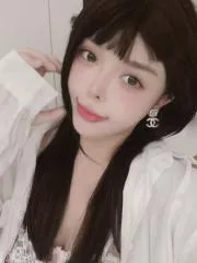 湖南 - 长沙 资深老司机分享：纯欲性感大胸美女 现场图