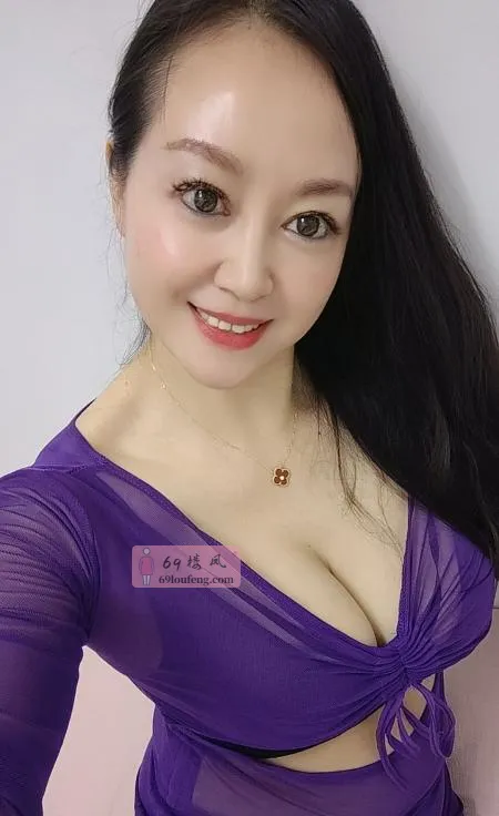 罗湖口岸小骚货少妇 - 广东-深圳 楼凤实拍第2张