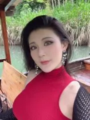 广东 - 深圳 大肥臀美女老师 纯天然无科技实景