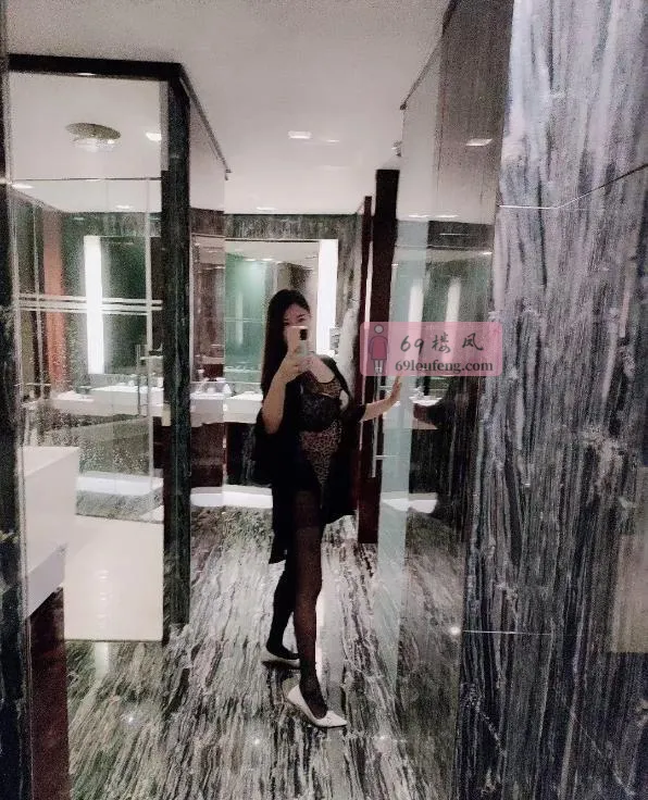 龙华露露 - 广东-深圳 楼凤实拍第3张