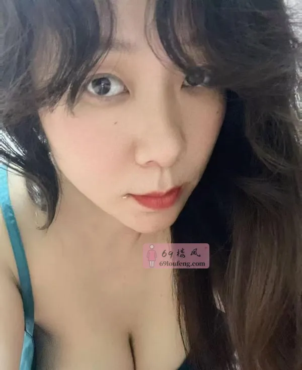 中大项双飞巨乳两闺蜜 - 江苏-南京 楼凤实拍第3张