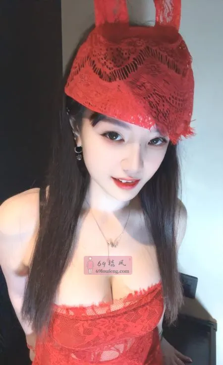 白云蜜桃臀诗诗 - 广东-广州 楼凤实拍第1张