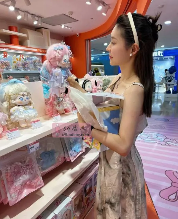 建业嫩妹莎莎 - 江苏-南京 楼凤实拍第1张