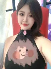 点击查看 山东 - 青岛 大胸珊珊回归 更多实拍详情