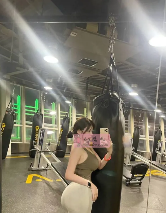 风骚大奶漫漫老师 - 江苏-苏州 楼凤实拍第1张