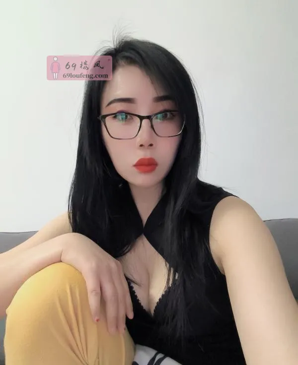 小米儿 - 湖北-武汉 楼凤实拍第1张