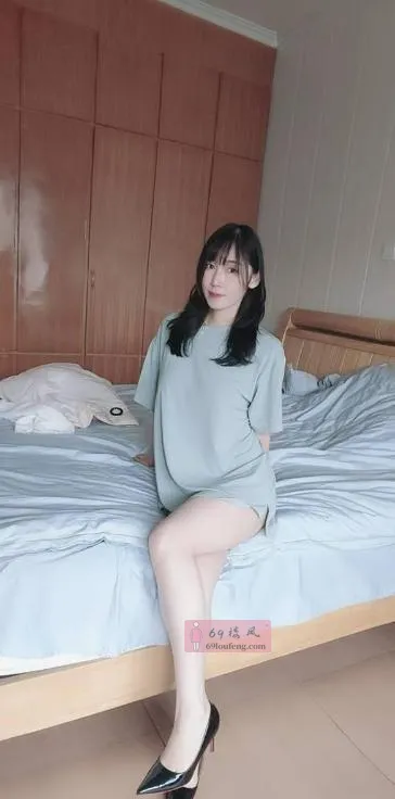 新北邻家长腿姐姐 - 江苏-常州 楼凤实拍第2张