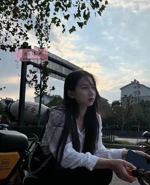 学生妹慧慧 - 江苏-南京 楼凤实拍第4张