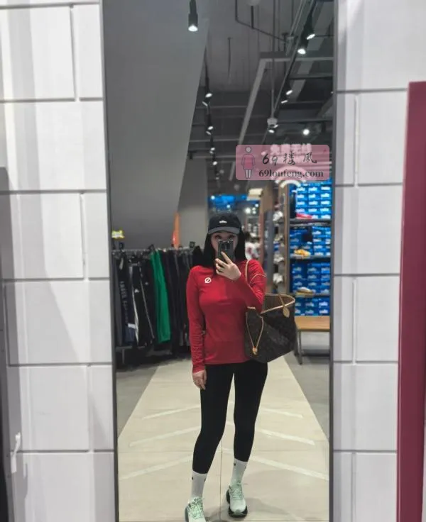 风骚翘臀Hannah - 广东-深圳 楼凤实拍第2张