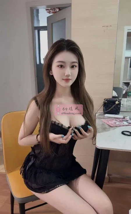 肤白貌美颜值果果 - 广东-深圳 楼凤实拍第3张