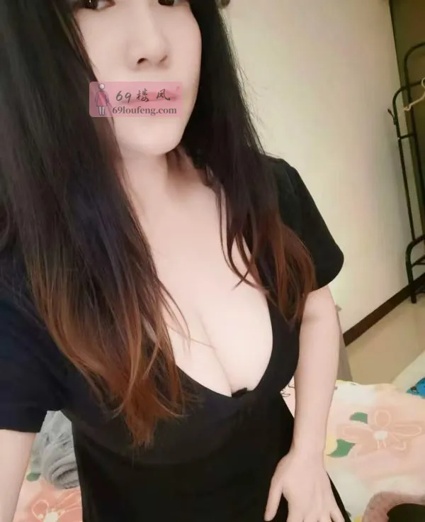 苏州大胸翘臀小坦克 - 江苏-苏州 楼凤实拍第2张