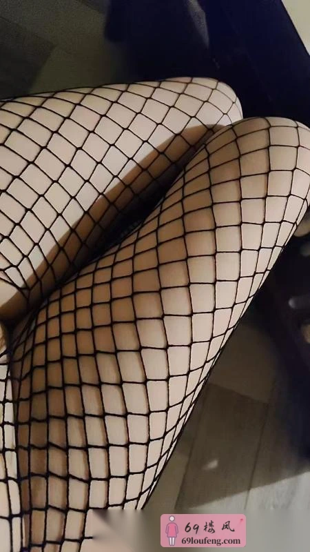 丝袜制服女王 - 海南-三亚 楼凤实拍第2张