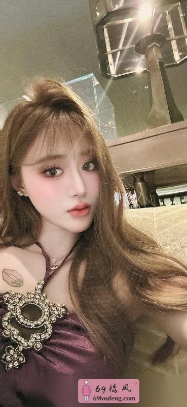 肤白美女小喵 - 广东-珠海 楼凤实拍第3张