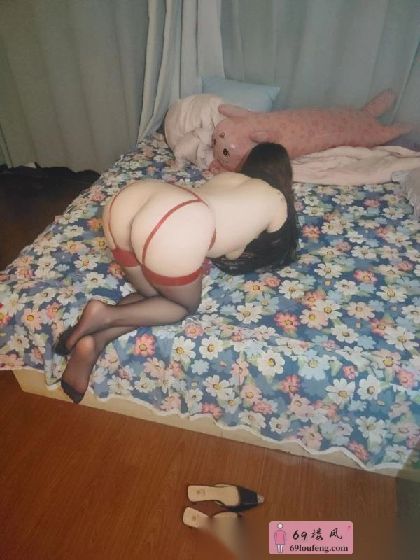 鼓楼大肉臀骚妇 - 江苏-南京 楼凤实拍第3张