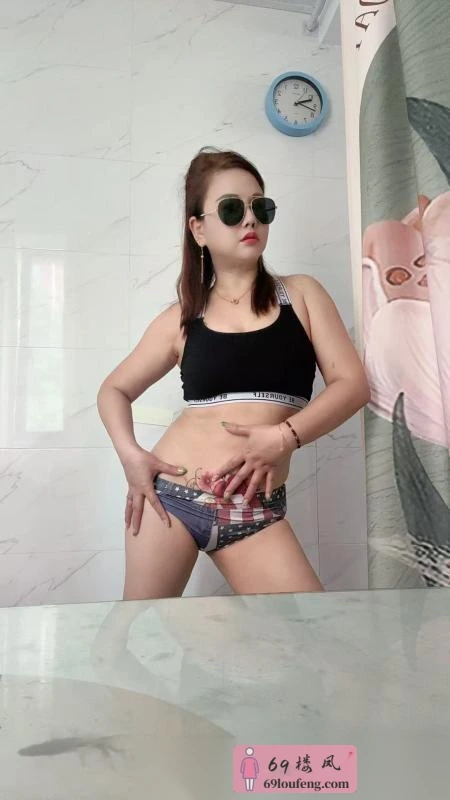 长宁熟女骚妇 - 上海-长宁区 楼凤实拍第1张