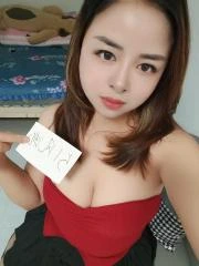 松江大胸骚少妇 上海 - 松江区线下实拍无遮挡