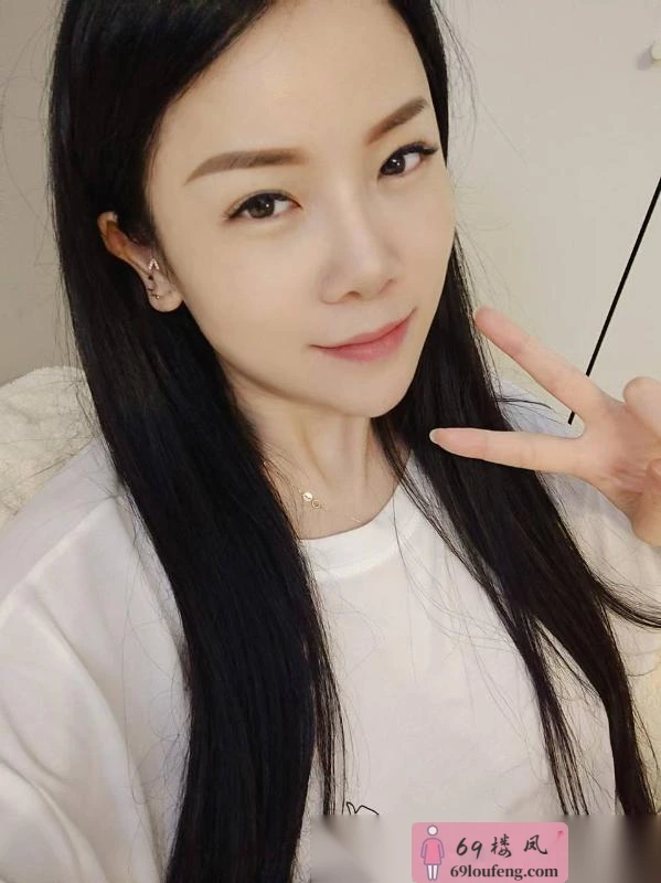 青岛巨乳骚妹 - 山东-青岛 楼凤实拍第3张