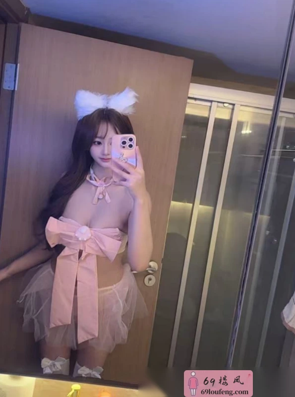 性感小草莓 - 广东-广州 楼凤实拍第3张