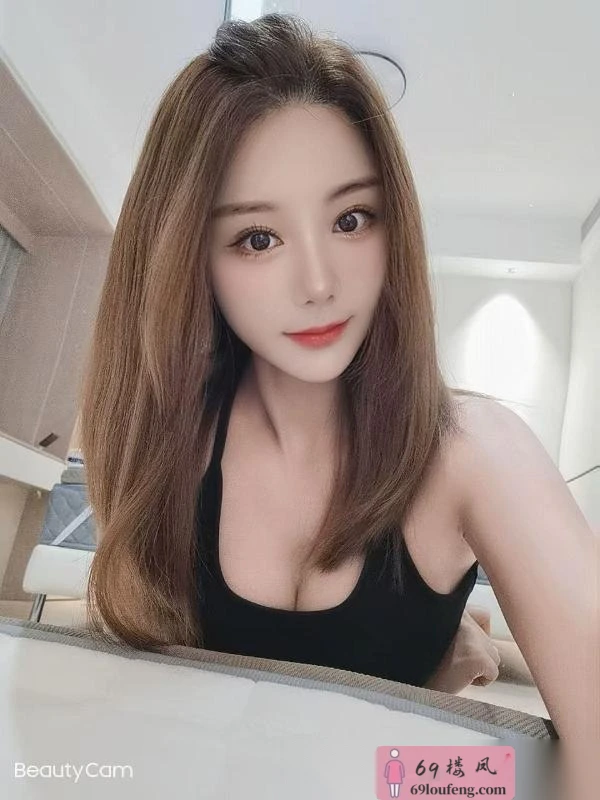 天然D胸颜值绾绾老师 - 广东-深圳 楼凤实拍第3张
