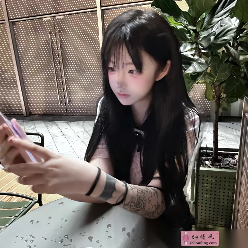 高颜值新人咪咪妹妹 - 江苏-南京 楼凤实拍第4张