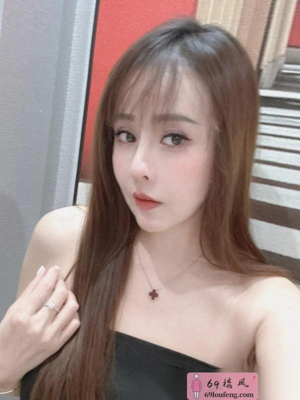 天然大胸御姐性感兼职 - 四川-成都 楼凤实拍第1张