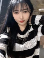 颜值漂亮大胸玥玥 广东 - 广州线下实拍无遮挡