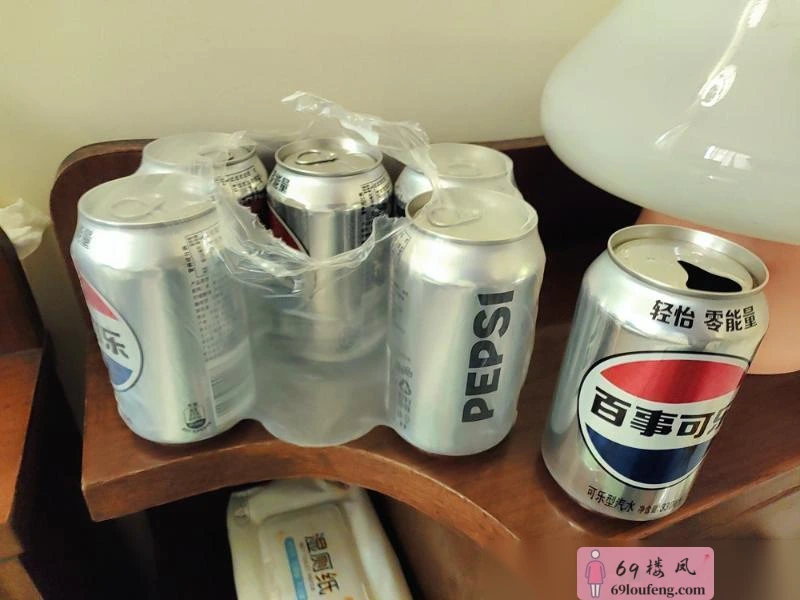 普陀人妻与可乐 - 上海-普陀区 楼凤实拍第3张