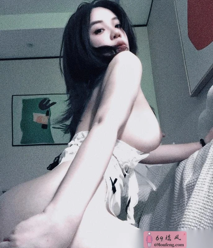 秦淮巨乳翘臀猫咪老师 - 江苏-南京 楼凤实拍第2张