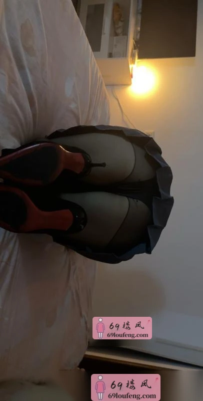 普陀翘臀骚妇 - 上海-普陀区 楼凤实拍第2张