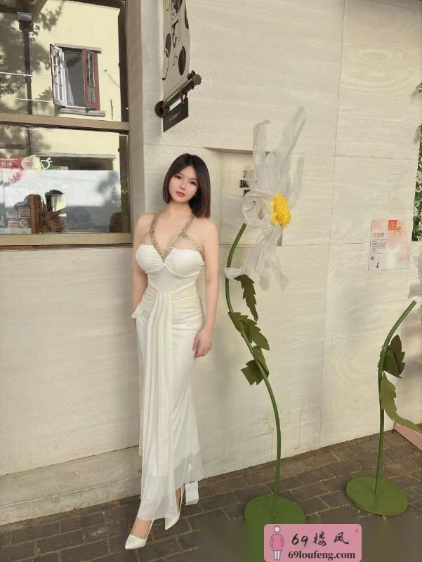 甜美小巧女友妹子 - 上海-徐汇区 楼凤实拍第3张