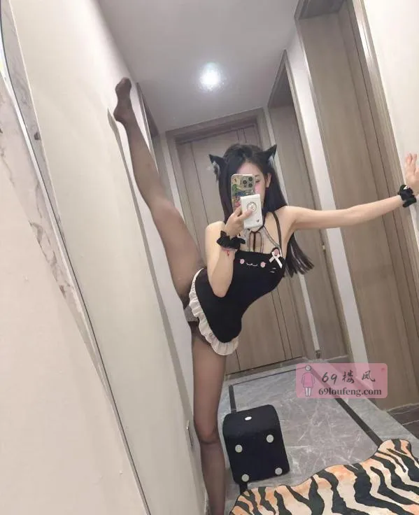 气质兼职嫩妹晓艺 - 四川-成都 楼凤实拍第3张