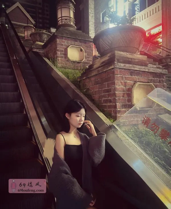 成都嫩妹 - 四川-成都 楼凤实拍第1张