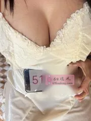 【上海 - 徐汇区】徐汇重庆大胸女啦啦 最新实拍图片