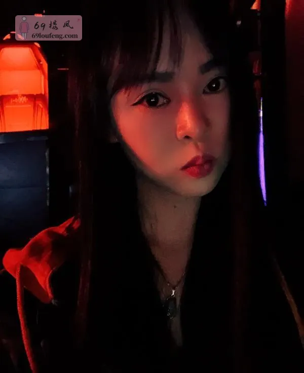 身材娇小大胸妹子 - 四川-成都 楼凤实拍第2张