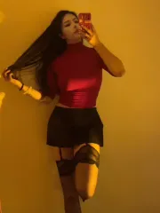 钟爱高挑黑丝大长腿 真实工作室环境 (地点：广东 - 深圳)