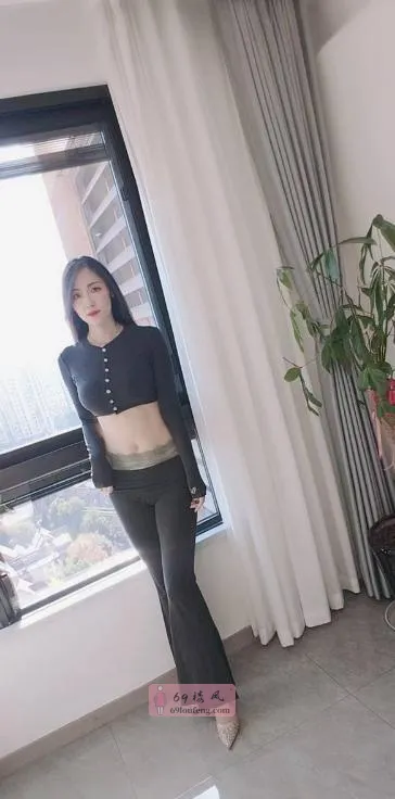 性感苗条长腿老师 - 江苏-常州 楼凤实拍第2张