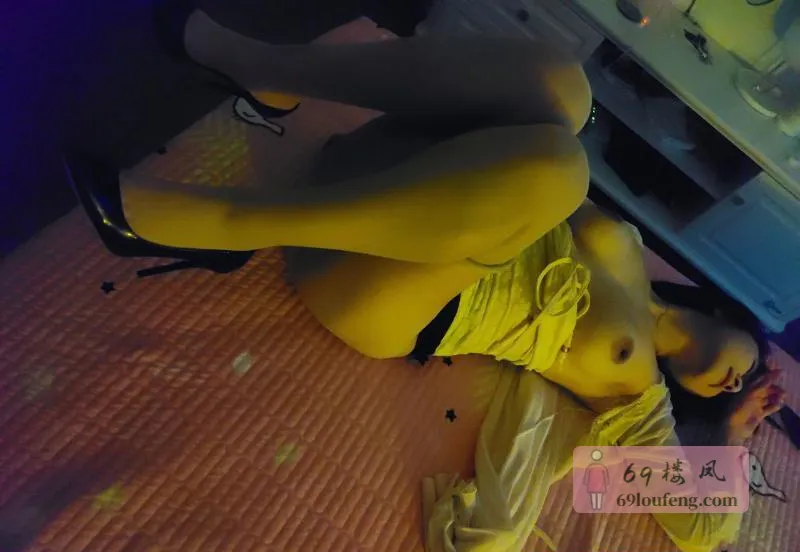 舌吻大胸御姐 - 江苏-南京 楼凤实拍第1张