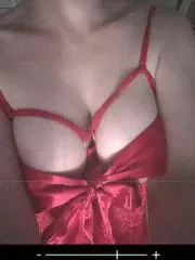 【福建 - 厦门】厦门性感大奶美女 最新实拍图片