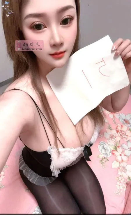 童颜巨乳美女沁雅 - 浙江-杭州 楼凤实拍第3张