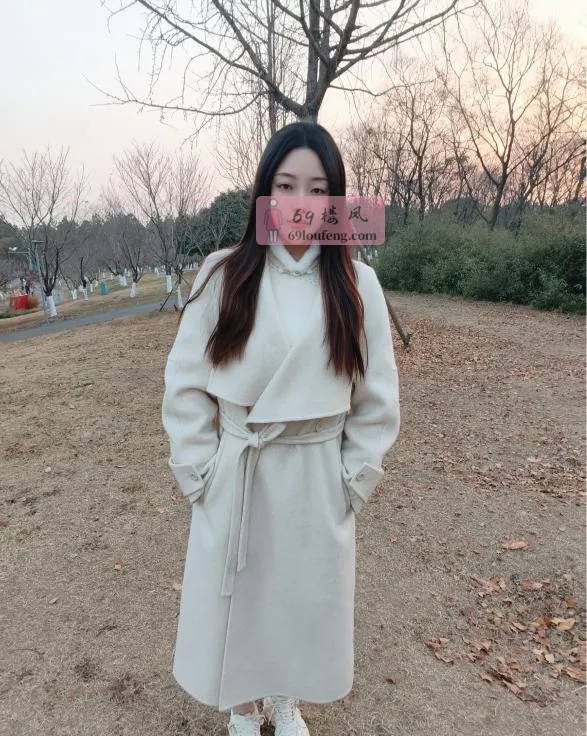 童颜巨乳小美女 - 浙江-湖州 楼凤实拍第4张