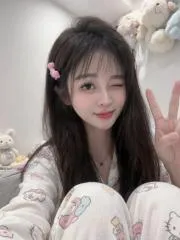 点击查看 安徽 - 合肥 包河初秋妹子 更多实拍详情