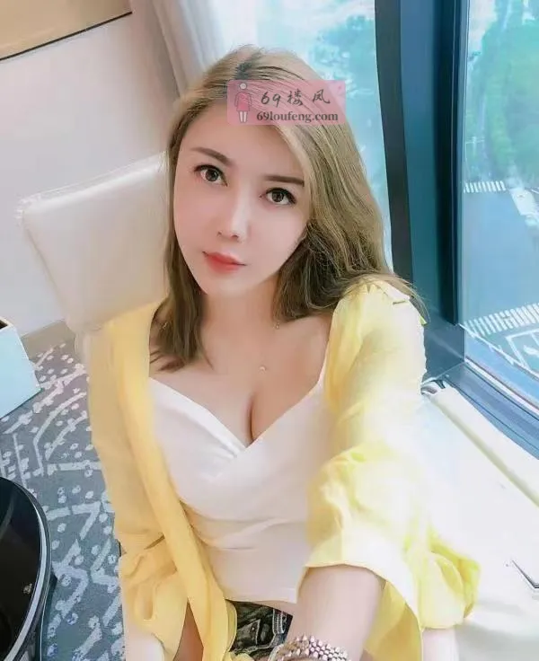 东莞南城巨乳娜娜 - 广东-东莞 楼凤实拍第4张