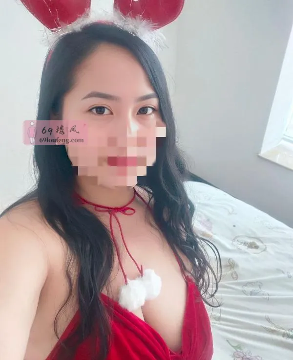 D胸姐姐 - 湖北-武汉 楼凤实拍第1张