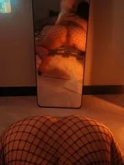 【四川 - 成都】二仙桥翘臀少妇 最新实拍图片