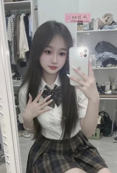 超级会玩的二二老师 - 江苏-南京 楼凤实拍第4张