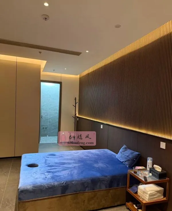 全裸大型T台海选 - 上海-杨浦区 楼凤实拍第3张