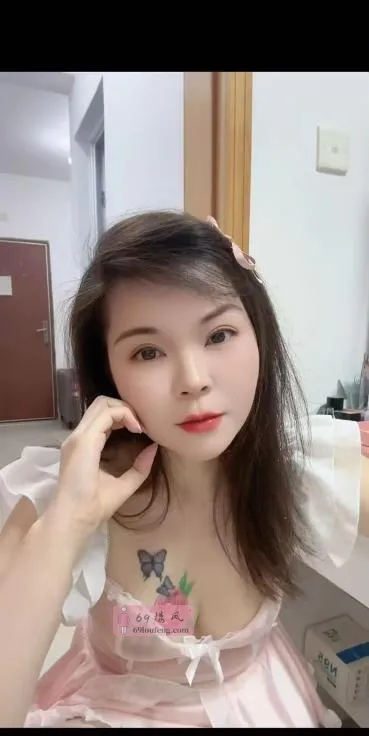 福田白嫩骚妇 - 广东-深圳 楼凤实拍第2张