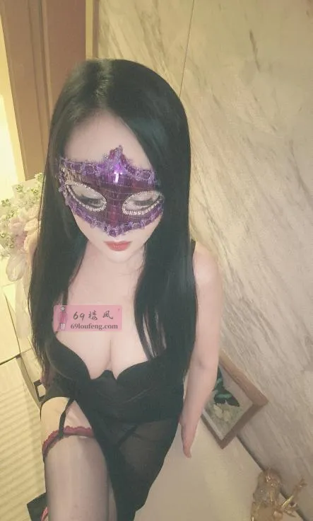 角色扮演骚秘书 - 四川-成都 楼凤实拍第2张